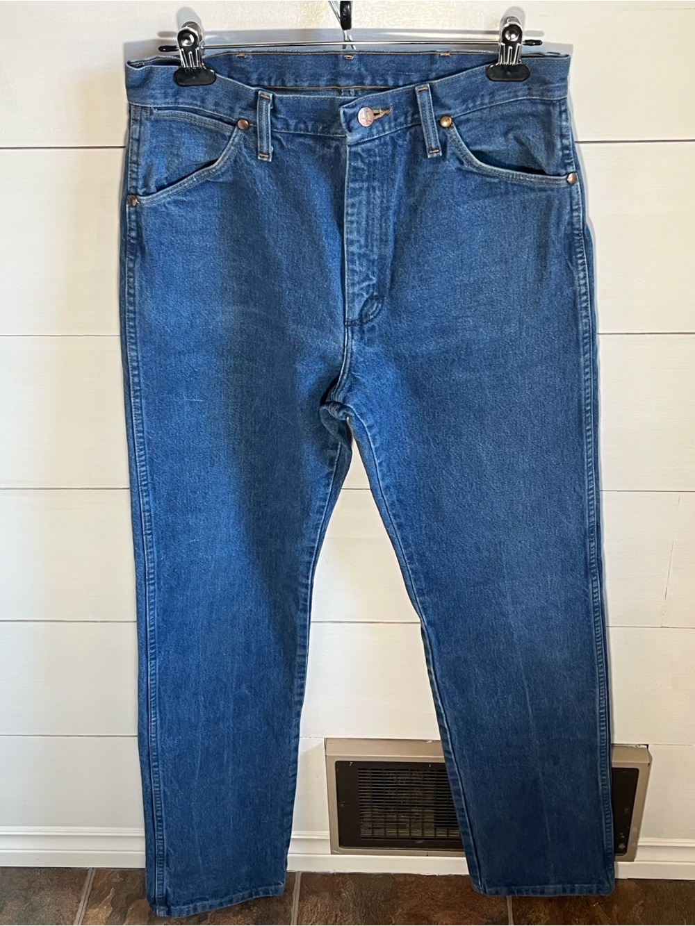 Wrangler Men's Dark Blue Relaxed Jeans